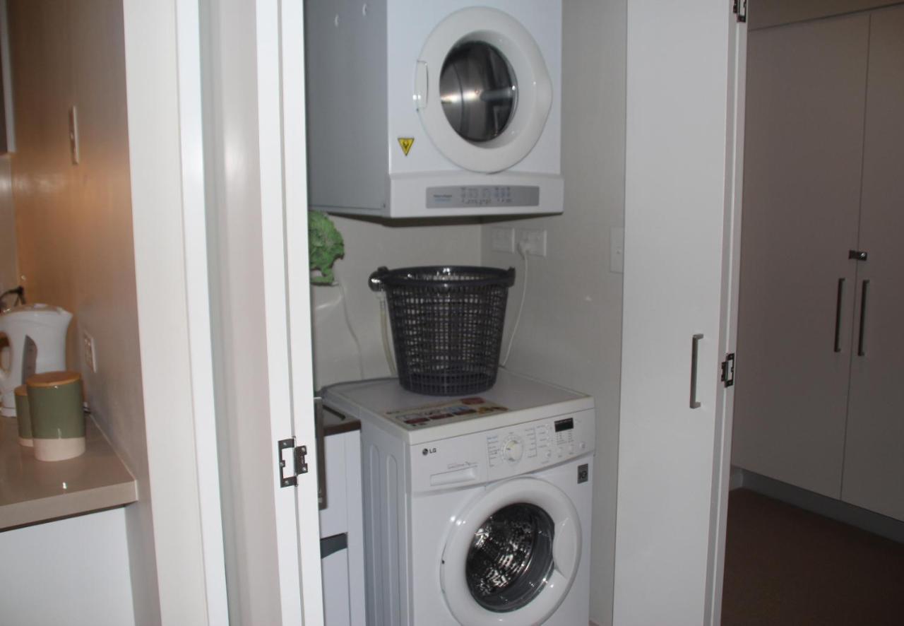 Link Portside Wharf Apartment Hotel Brisbane Bagian luar foto