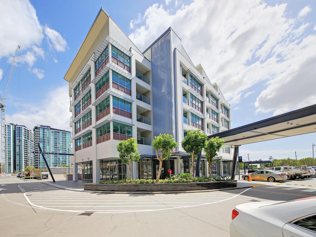 Link Portside Wharf Apartment Hotel Brisbane Bagian luar foto