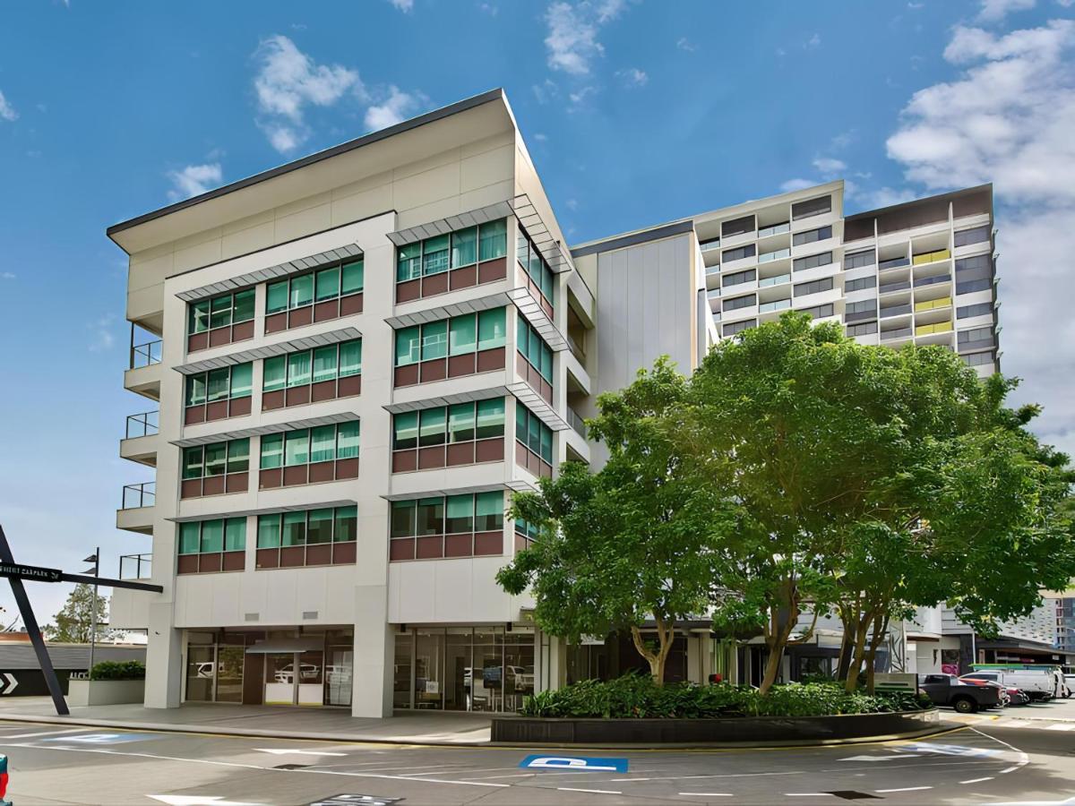 Link Portside Wharf Apartment Hotel Brisbane Bagian luar foto