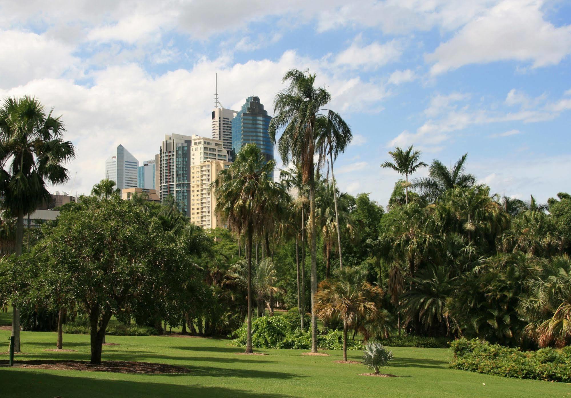 Link Portside Wharf Apartment Hotel Brisbane Bagian luar foto